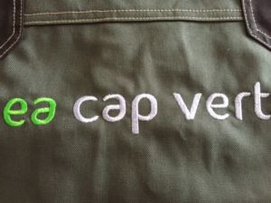 ae-cap-vert